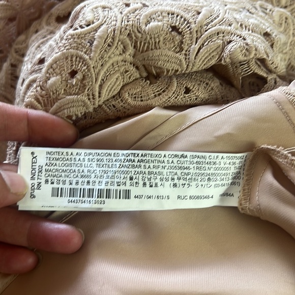 Zara Women’s Blush Pink Guipure Lace Knee Length Dress Size S - Picture 13 of 17